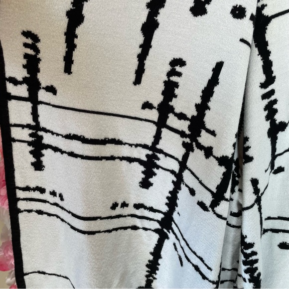 Orly Long Sleeve Open Knit Sweater Sz XL - Picture 4 of 6